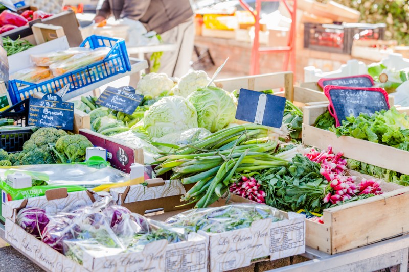 Le grand marché des Îles d’Or à Hyères