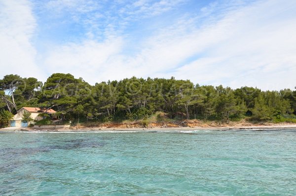 Plage du Grand Jardin — Bormes-les-Mimosas