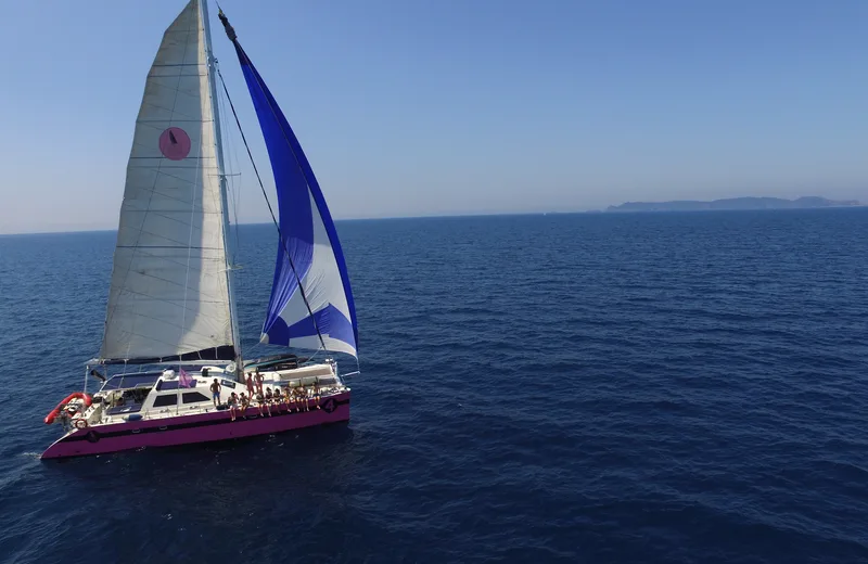 Catamaran de Caseneuve Maxi Catamaran pour une sortie en mer