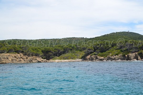 Calanque du Port Qui Pisse — Bormes-les-Mimosas